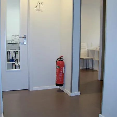 Near Brandenburg Gate - Rooms&apartments Hostel Berlijn