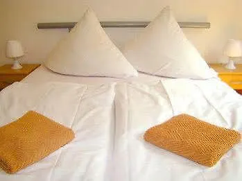 Near Brandenburg Gate - Rooms&apartments Berlijn