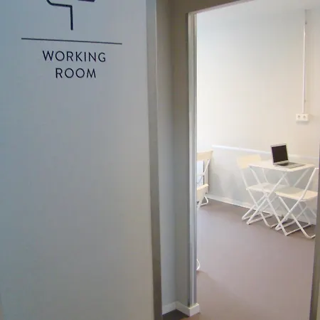 Hostel Near Brandenburg Gate - Rooms&apartments