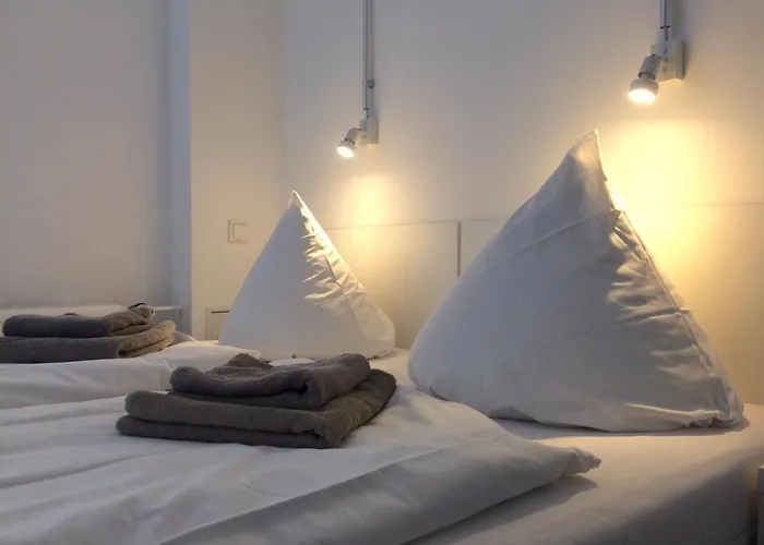 Near Brandenburg Gate - Rooms&apartments * Berlijn