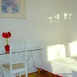 Hostel Near Brandenburg Gate - & Berlin