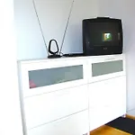 Near Brandenburg Gate - & Hostel *