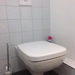 Hostel Near Brandenburg Gate - & Berlin