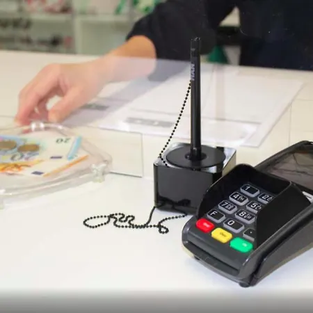 Hostal Near Brandenburg Gate - &