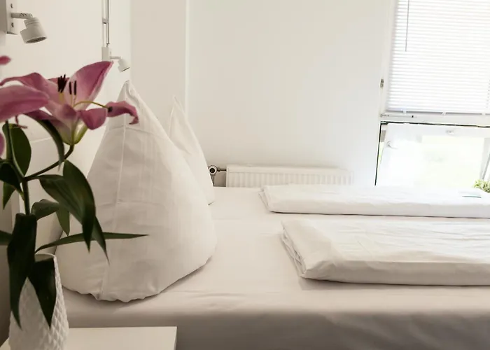 Near Brandenburg Gate - & 旅馆 *