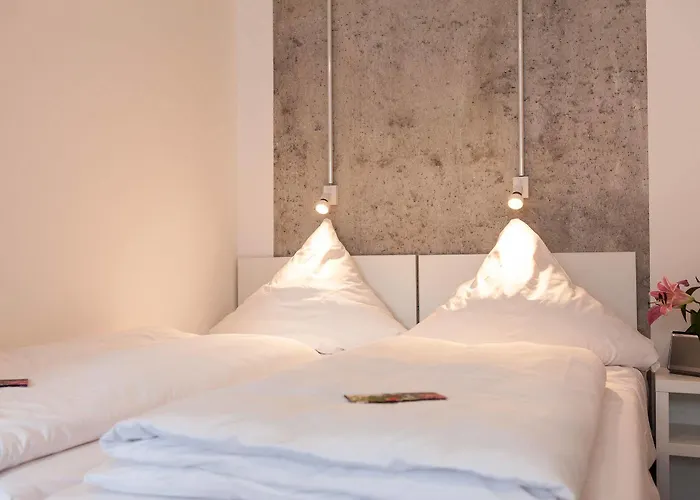 Near Brandenburg Gate - & 旅馆 *