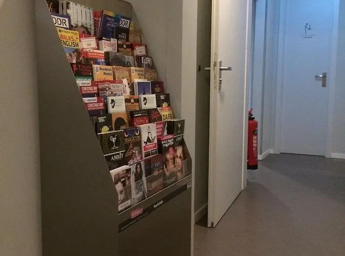 Near Brandenburg Gate - & 旅馆 *